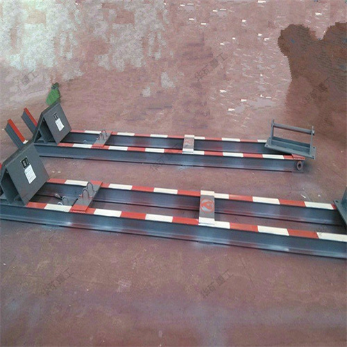 礦用吊梁擋車(chē)裝置.jpg